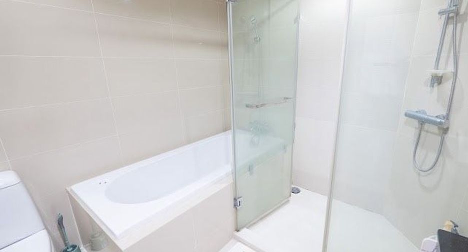 Wohnung zum Kauf mit 2 Zimmer in Huai Khwang, Bangkok
