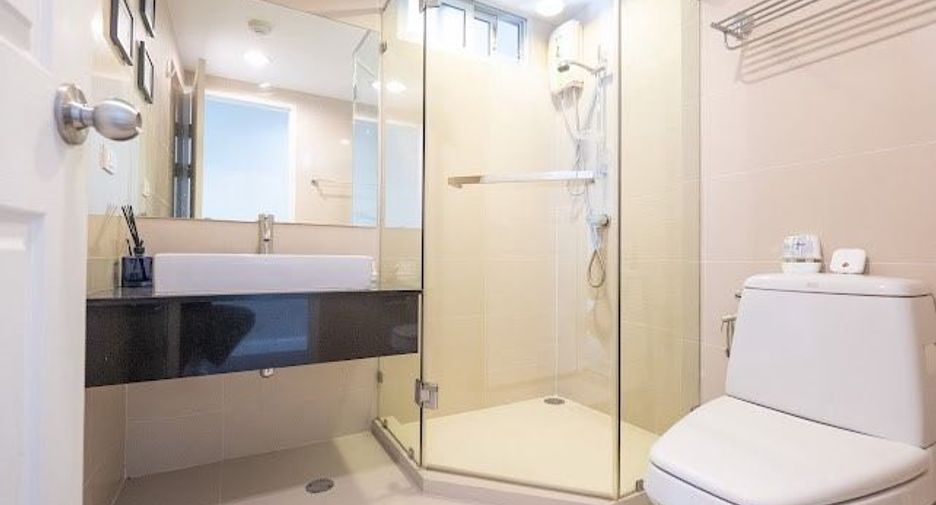 Wohnung zum Kauf mit 2 Zimmer in Huai Khwang, Bangkok