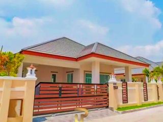 Villa zum Kauf mit 3 Zimmer in Bang Lamung, Chonburi