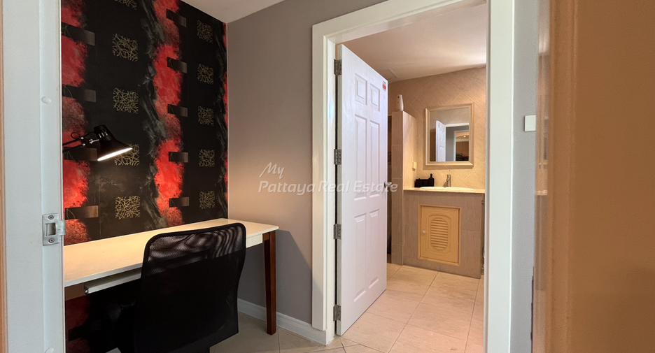 For sale 3 bedrooms condo in Bang Lamung, Chonburi