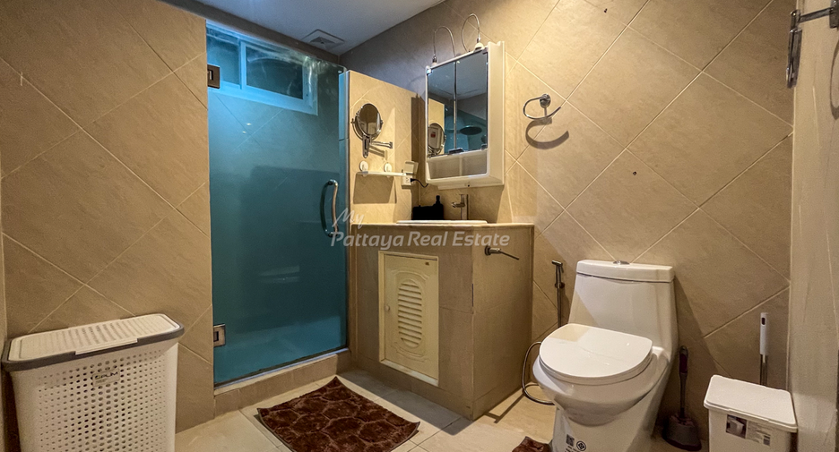 For sale 3 bedrooms condo in Bang Lamung, Chonburi