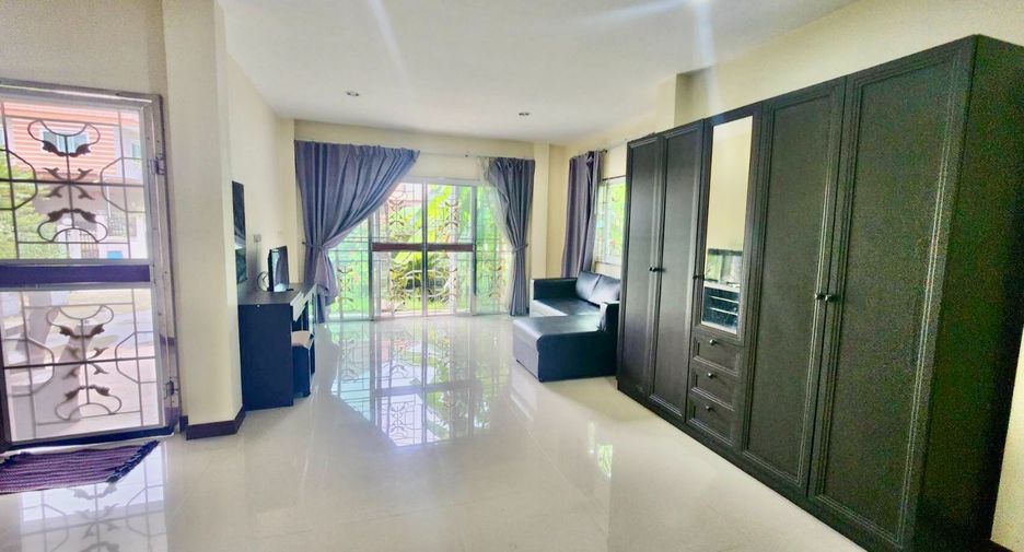 For sale 3 bedrooms house in Phanom Sarakham, Chachoengsao