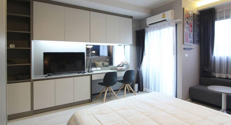 Продажа 1 кровать кондо в Пхра Кханонг, Бангкок