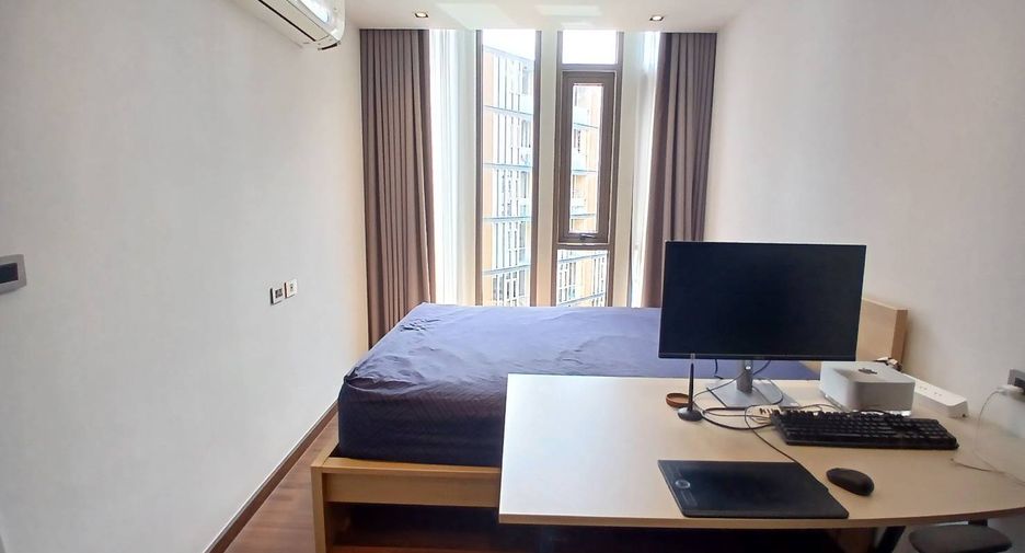 For sale 1 bed condo in Wang Thonglang, Bangkok