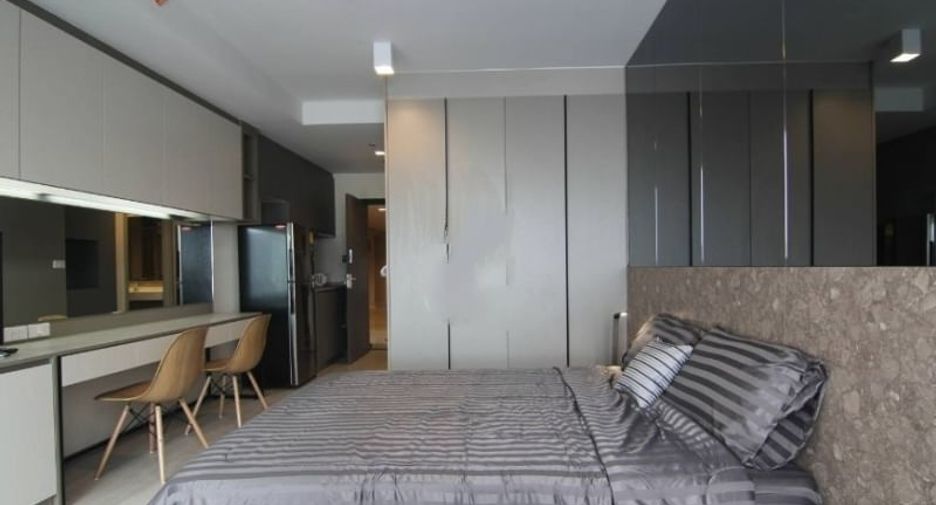 Продажа 1 кровать кондо в Пхра Кханонг, Бангкок