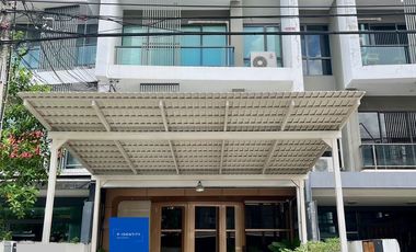 For sale 2 bedrooms retail Space in Sai Mai, Bangkok