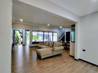 For rent 3 bedrooms townhouse in Bang Phli, Samut Prakan