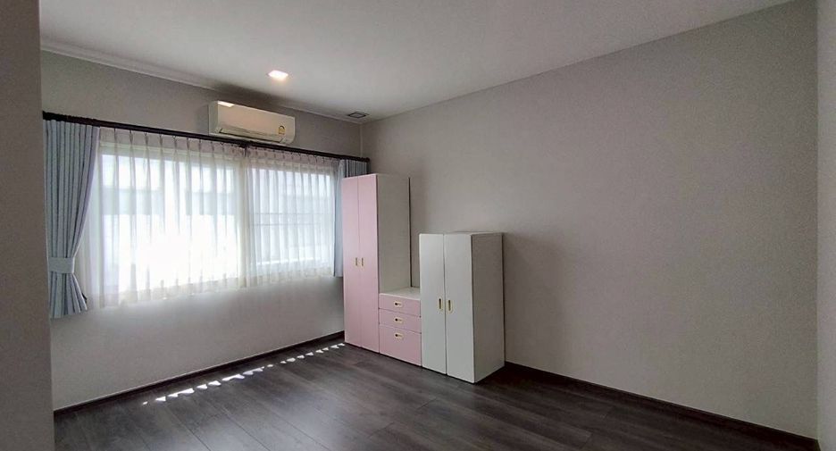 出租 3 卧室 联排别墅 在 Bang Phli, Samut Prakan