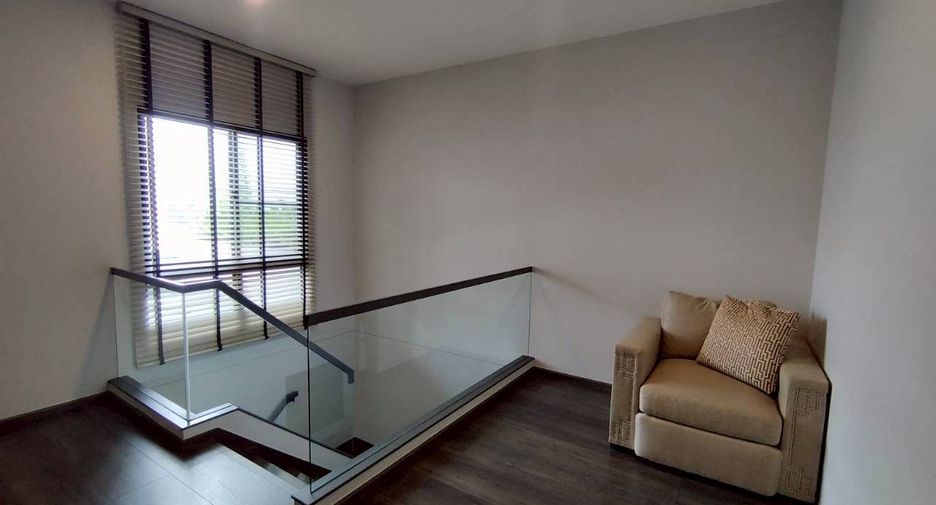 出租 3 卧室 联排别墅 在 Bang Phli, Samut Prakan