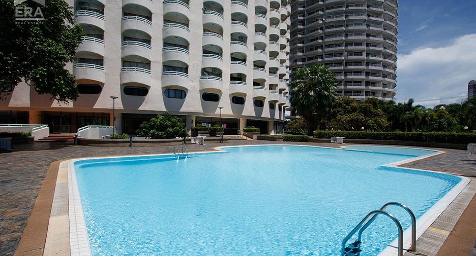 For sale 1 bed condo in Mueang Rayong, Rayong