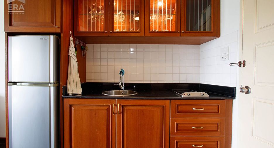 For sale 1 bed condo in Mueang Rayong, Rayong