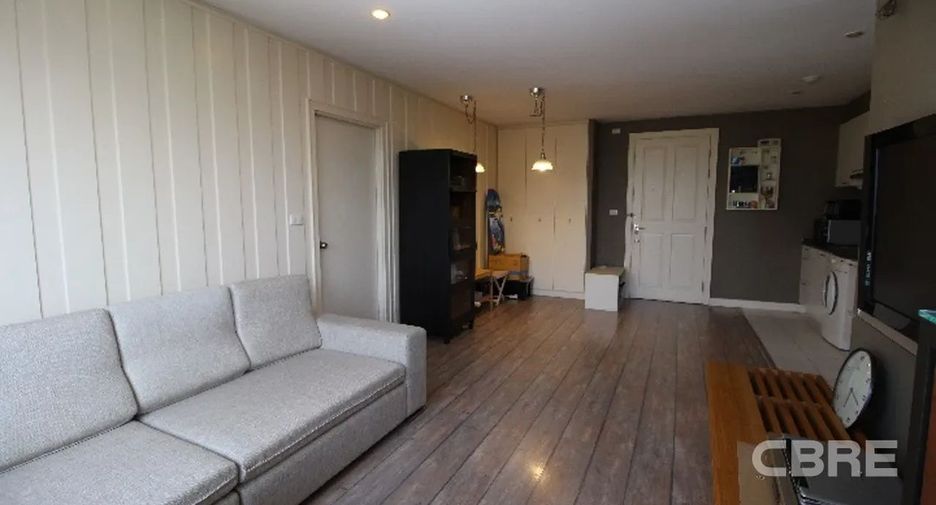 For sale 1 bed condo in Yan Nawa, Bangkok