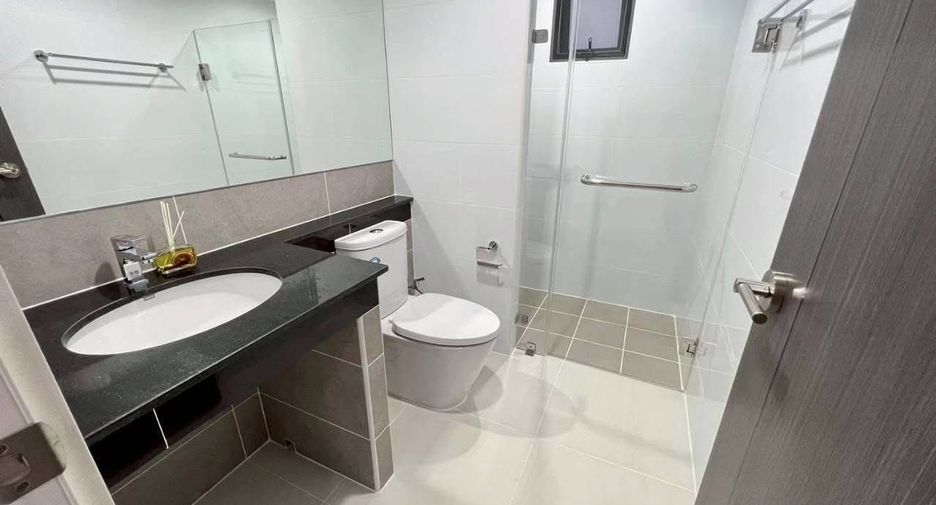 For rent 3 bedrooms house in Saraphi, Chiang Mai