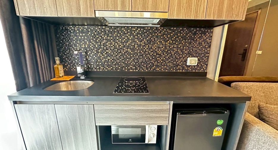 For sale 1 bed condo in Bang Lamung, Chonburi