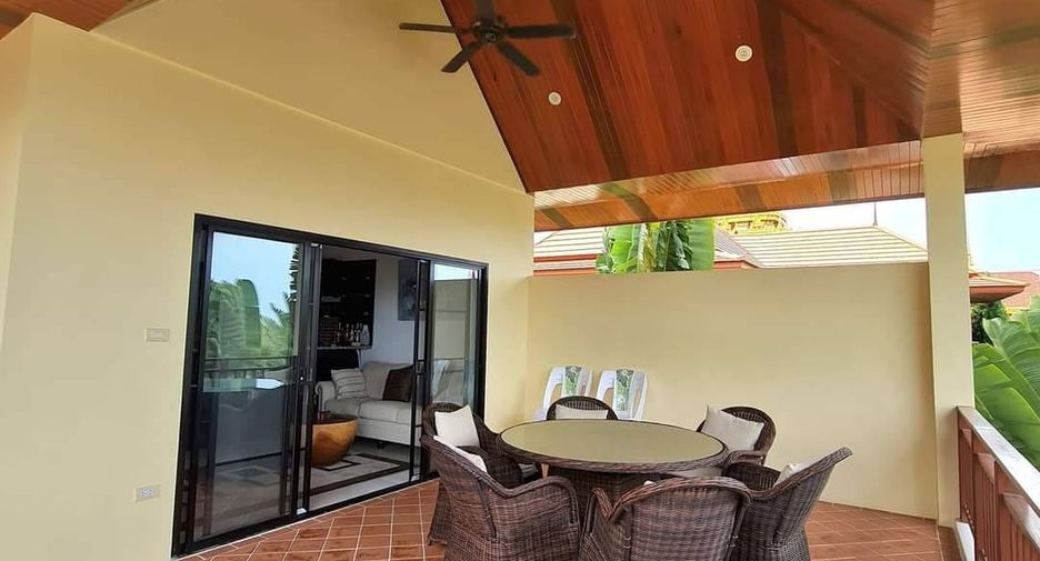 For sale 3 ベッドルーム villa in Sattahip, Chonburi