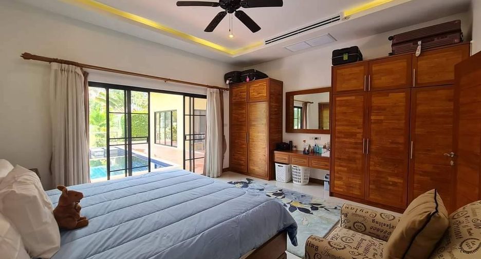 For sale 3 ベッドルーム villa in Sattahip, Chonburi