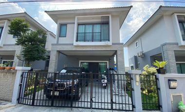 For rent and for sale 3 bedrooms house in Bang Phli, Samut Prakan