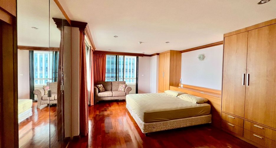 À vendre 3 chambres condo à Watthana, Bangkok