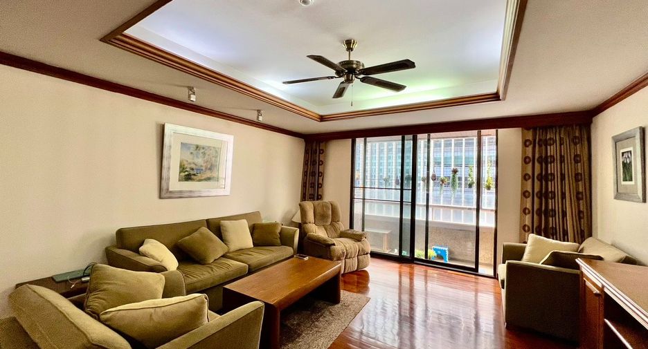 À vendre 3 chambres condo à Watthana, Bangkok