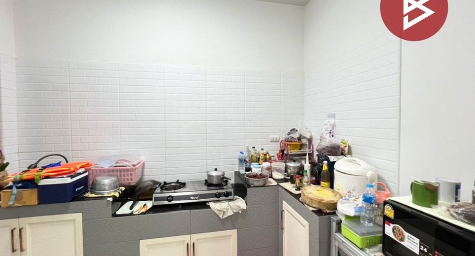 Casa en venta de 2 habitaciones en Phan Thong, Chonburi