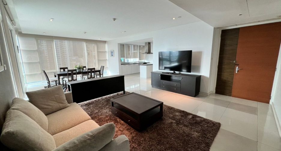 For rent 3 ベッドルーム condo in Khlong Toei, Bangkok