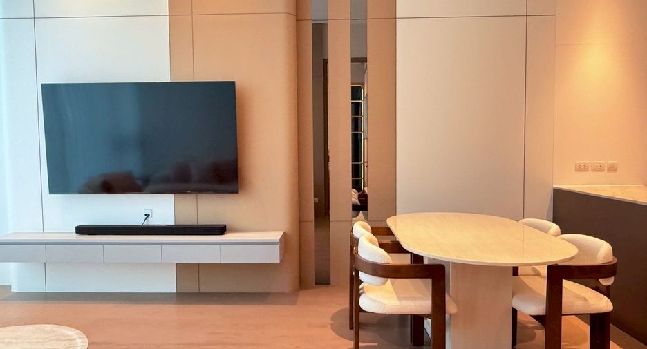 For rent 1 bed condo in Pathum Wan, Bangkok