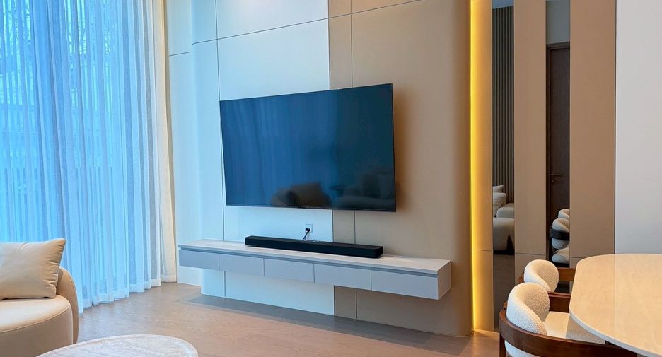 For rent 1 bed condo in Pathum Wan, Bangkok