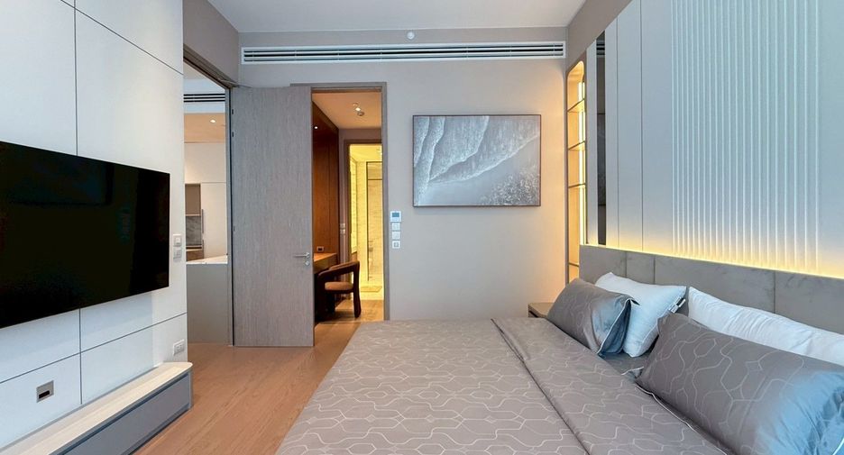 For rent 1 bed condo in Pathum Wan, Bangkok