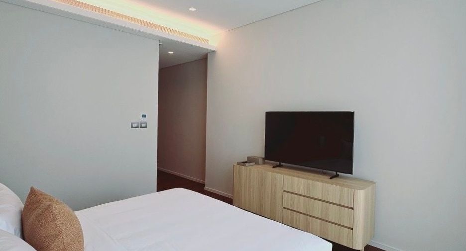 À louer 2 chambres condo à Pathum Wan, Bangkok
