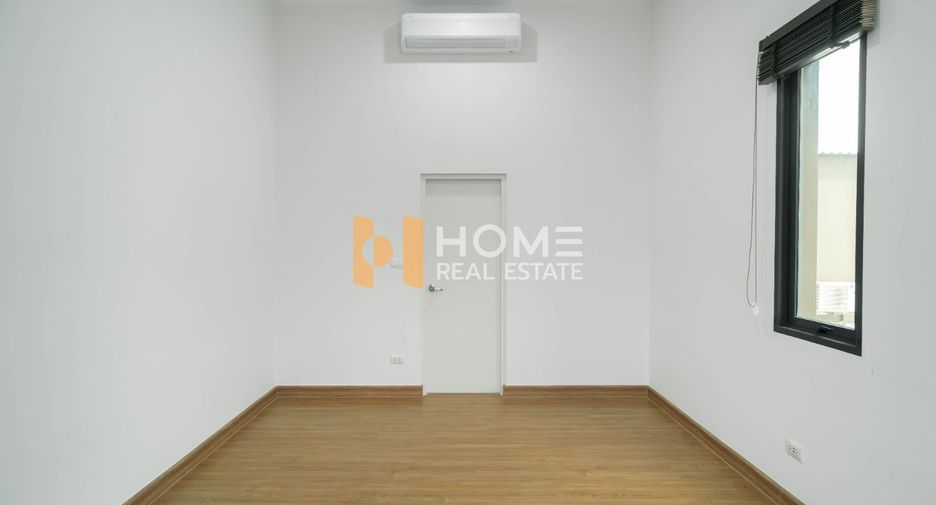 For sale 3 bedrooms house in Prawet, Bangkok