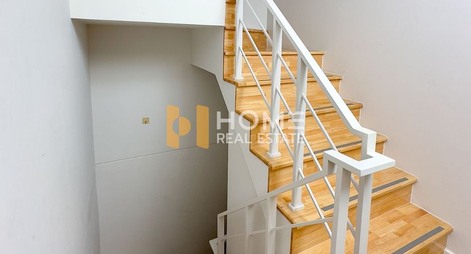 For sale 3 bedrooms townhouse in Prawet, Bangkok