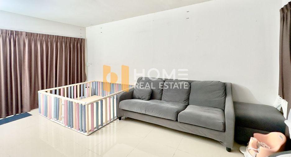 For sale 3 bedrooms townhouse in Prawet, Bangkok