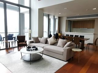 Condo en venta de 4 habitaciones en Sathon, Bangkok