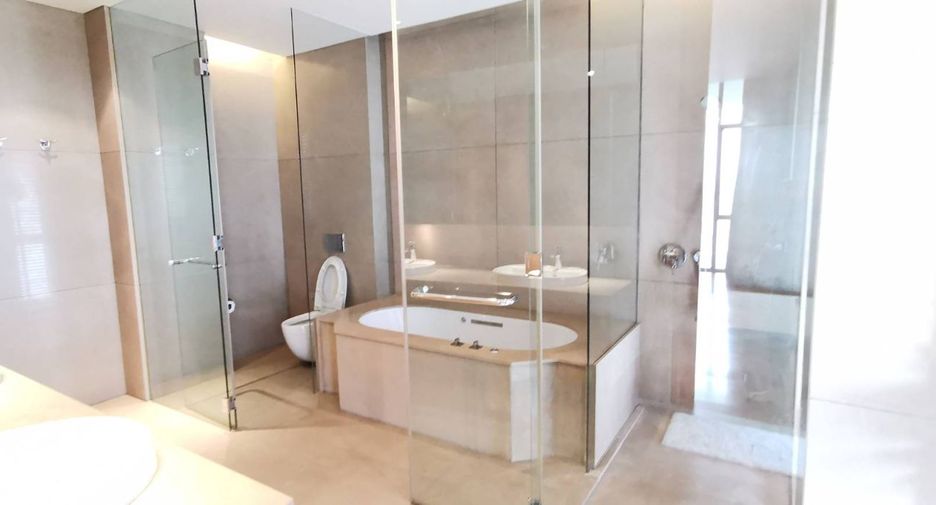 À vendre 4 chambres condo à Sathon, Bangkok