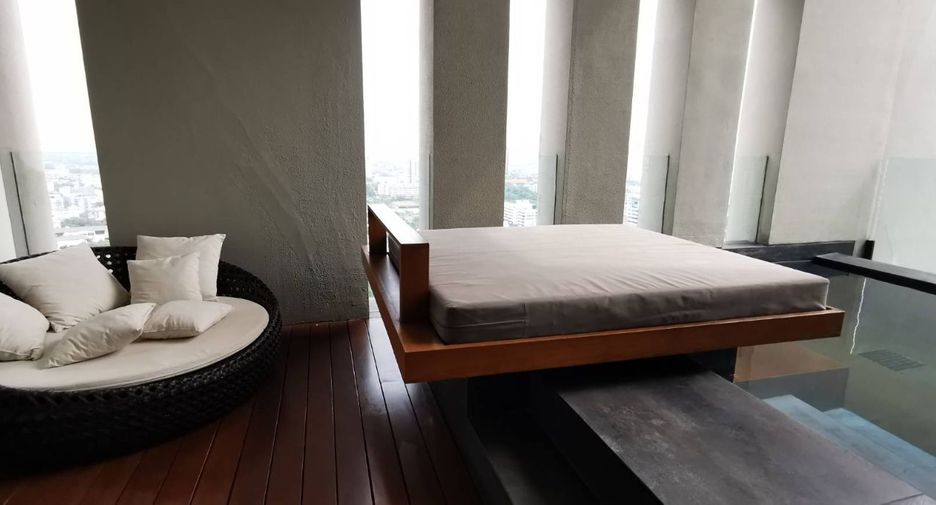 À vendre 4 chambres condo à Sathon, Bangkok