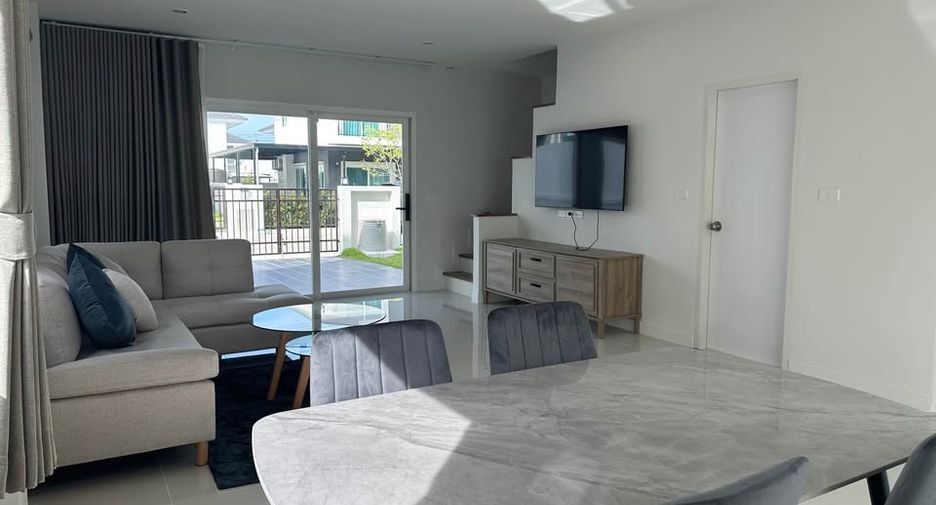 For rent 3 bedrooms house in Mueang Phuket, Phuket