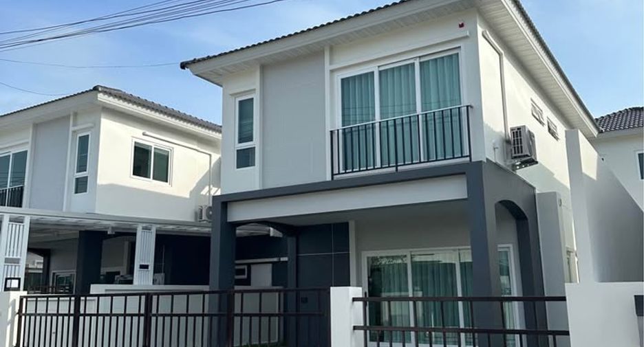 For rent 3 bedrooms house in Mueang Phuket, Phuket
