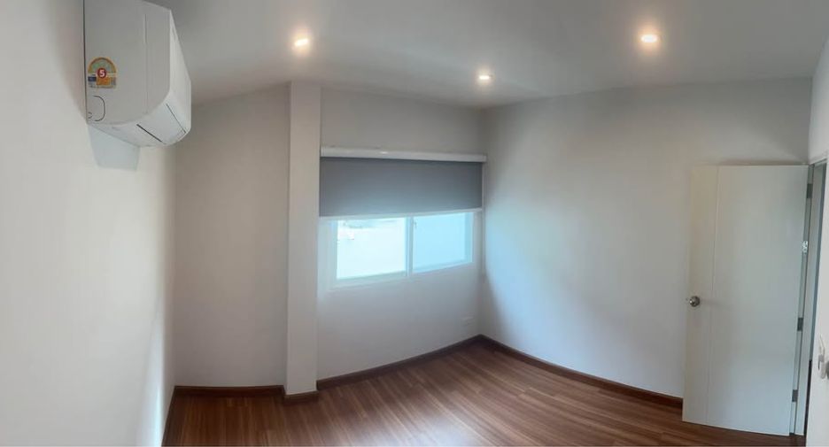 For rent 3 bedrooms house in Mueang Phuket, Phuket