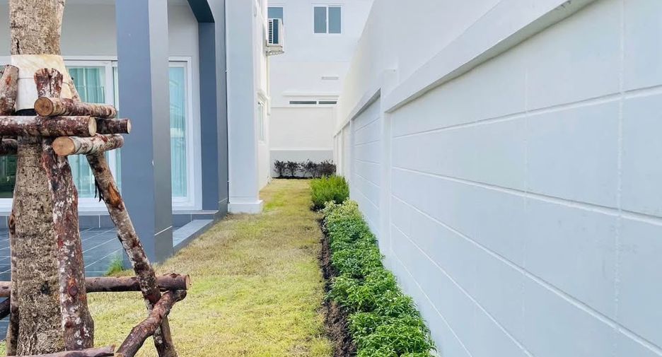 For rent 3 bedrooms house in Mueang Phuket, Phuket