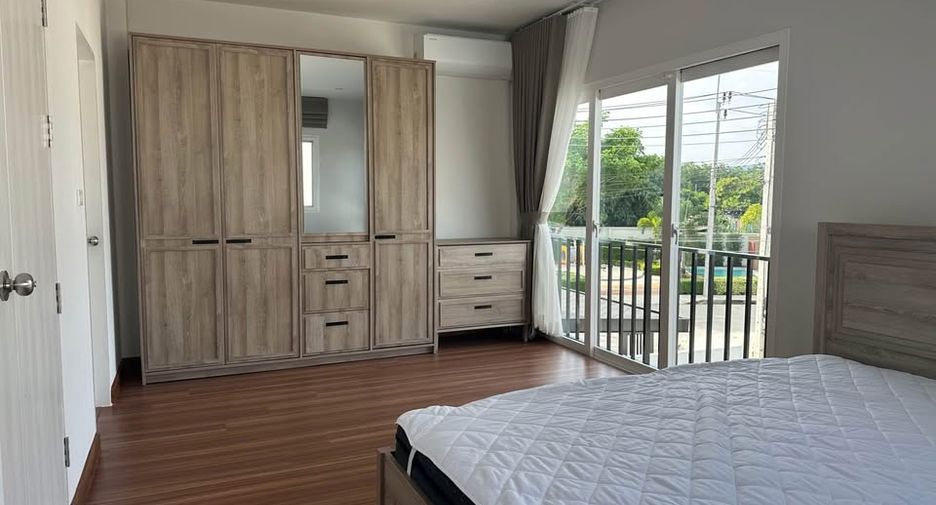 For rent 3 bedrooms house in Mueang Phuket, Phuket
