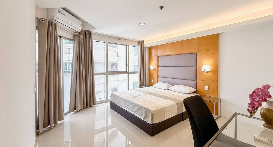 Wohnung zur Miete mit 4 Zimmer in Khlong Toei, Bangkok