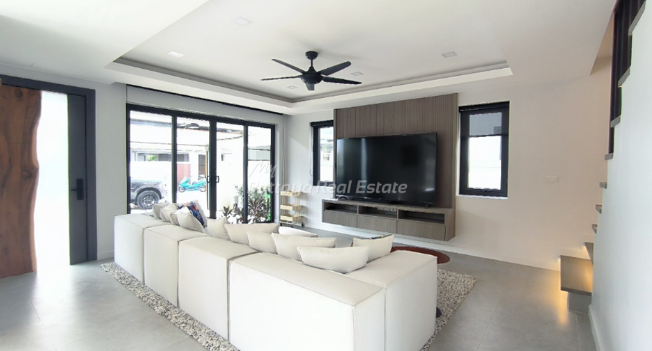 出售 3 卧室 独立屋 在 Bang Lamung, Chon Buri