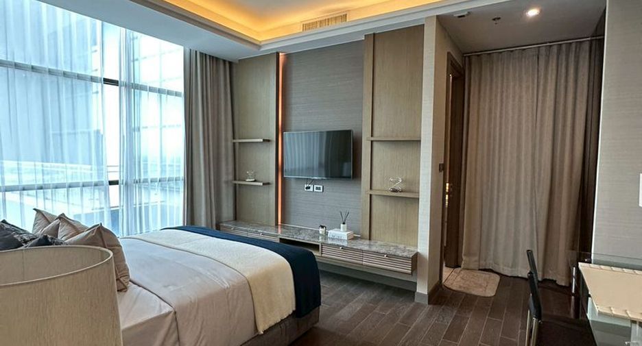For sale 3 bedrooms condo in Si Racha, Chonburi