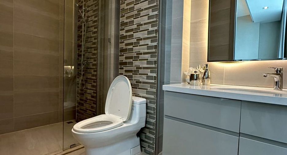 For sale 3 bedrooms condo in Si Racha, Chonburi