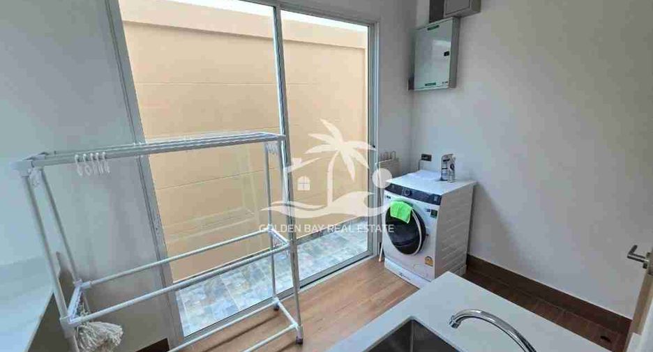Casa en alquiler y en venta de 3 habitaciones en Bang Lamung, Chonburi