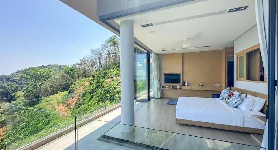 For rent 5 bedrooms villa in Thalang, Phuket