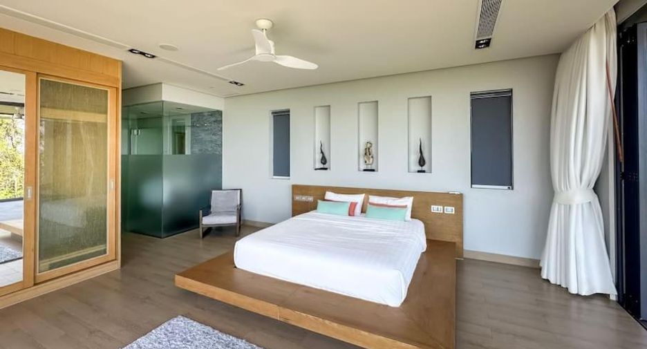 For rent 5 bedrooms villa in Thalang, Phuket