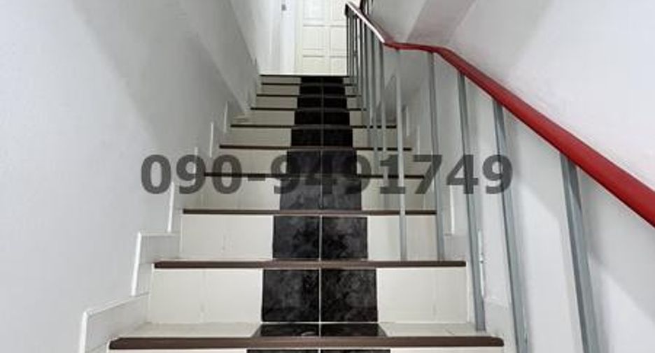 For rent 1 bed retail Space in Din Daeng, Bangkok