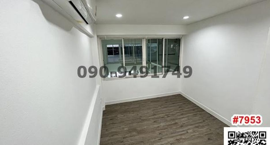For rent 1 bed retail Space in Din Daeng, Bangkok