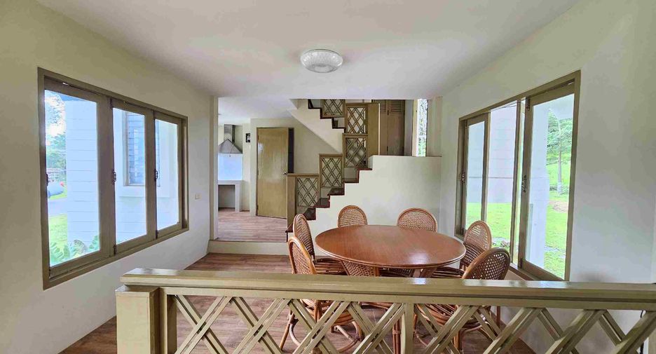 À vendre 2 chambres maison à Mueang Rayong, Rayong
